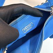 Fortok Prada Padded Nappa-leather Prada Re-Edition 2005 Shoulder Bag Blue - 4
