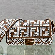 Fortok Fendi Medium FF Baguette Embroidered Bag 26x13x6cm - 1