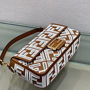 Fortok Fendi Medium FF Baguette Embroidered Bag 26x13x6cm - 3