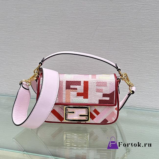 Fortok Fendi Baguette Embroidery Bag Pink 20cm - 1