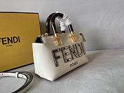 Fortok Fendi Iconic Bytheway Boston Bag White 20.5x12x9cm - 4