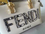 Fortok Fendi Iconic Bytheway Boston Bag White 20.5x12x9cm - 2