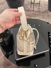 Fortok Fendi Mon Tresor Bucket Bag Beige 12x18x10cm - 3