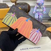 Fortok Louis Vuitton LV×YK Portefeuille Sara NM Wallet M82114 19×10.5×2cm - 3