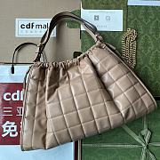 Fortok Gucci Deco Quilted Leather Drawstring Shoulder Bag Beige 43x28x8cm - 3