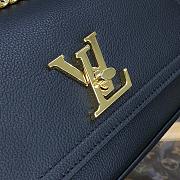 Fortok Louis Vuitton LockMe Chain Bag East West Black M22303 23.5x14x6cm - 2