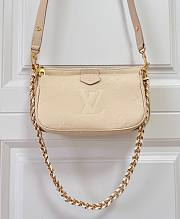 Fortok Louis Vuitton Multi Pochette Accessoires Bag Beige M46568 25x14.5x4.5cm - 1