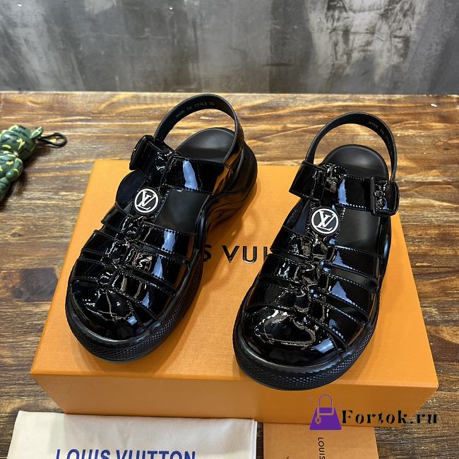 Fortok Louis Vuitton Sandals Black 29123102 - 1