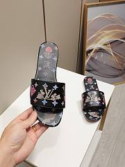 Fortok Louis Vuitton Slides Black 19123079 - 4