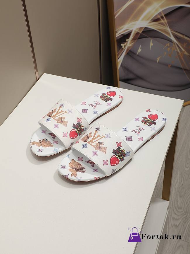 Fortok Louis Vuitton Slides White 19123079 - 1