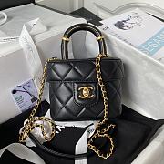 Fortok Chanel Small Vanity Case Lambskin Black 12.5x15x8cm - 1