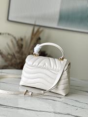 Fortok Louis Vuitton Hold Me New Wave Bag White 23x15x10cm - 2