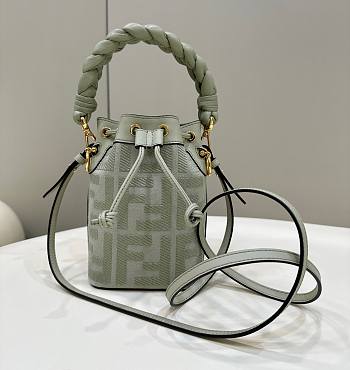 Fortok Fendi Mon Tresor Mini FF Canvas & Leather Bucket Bag Green 12x18x10cm