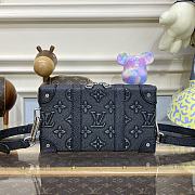 Fortok Louis Vuitton Soft Trunk Bag Black 22.5x14x5cm - 1