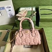 Fortok Gucci GG Matelasse Leather Top Handle Bag Pink 19x13x11cm - 1