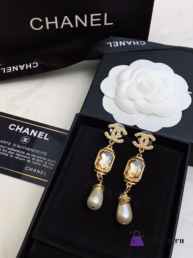 Fortok Chanel Classic Logo Chanel Earrings Goddess - 1