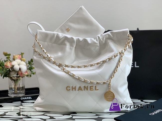 Fortok Chanel 22 Handbag White Gold Hardware 42x39x8cm - 1