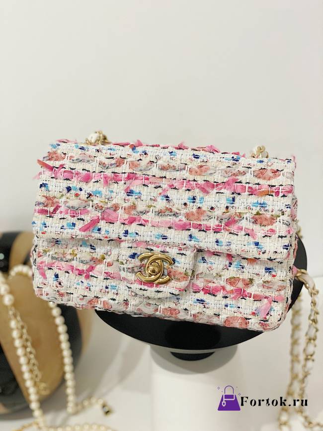 Fortok Chanel White/Multiicolor Quilted Tweed New Mini Classic Flap Bag 20cm - 1