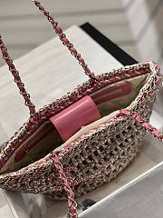 Fortok Chanel Crochet Mixed Fibres Gold Tone Metal Beige Pink 20x36x12cm - 2