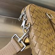 Fortok Bottega Veneta Slim Intrecciato Briefcase Beige 36x29x7.5cm - 3