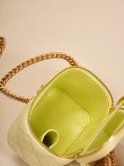 Fortok Chanel 23S Small Vanity Bag With Chain Yellow 10x9x7cm - 4
