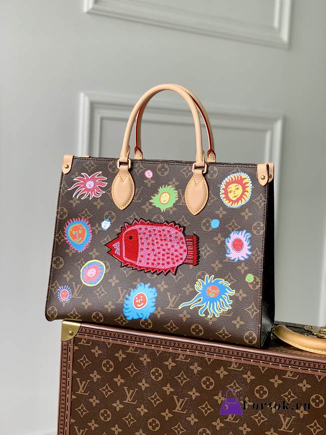 Fortok Louis Vuitton LV x YK OnTheGo MM M46429 35x27x14cm - 1