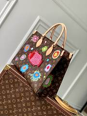 Fortok Louis Vuitton LV x YK OnTheGo MM M46429 35x27x14cm - 2