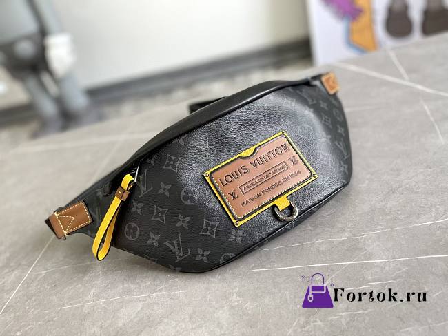 Fortok Louis Vuitton Discovery Bumbag Monogram Eclipse Canvas - 1