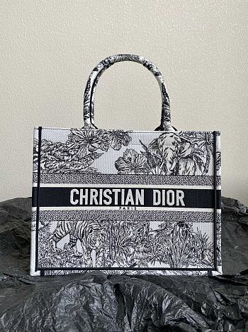 Fortok Dior CD Book Tote Bag Black and White Zoo 36.5×28×17.5cm