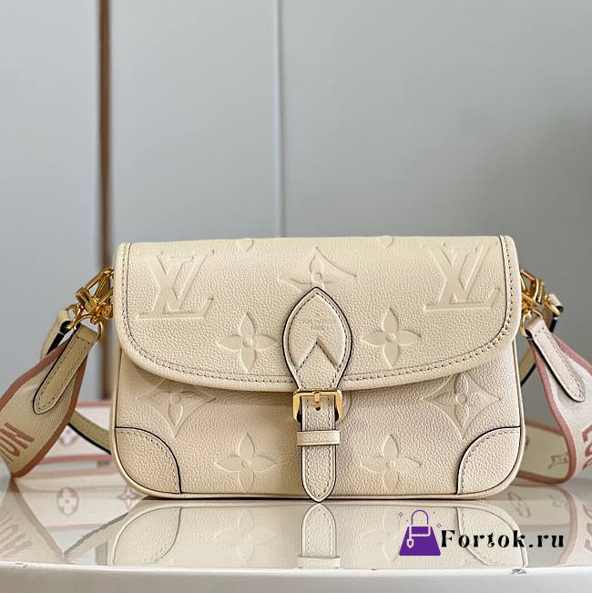 Fortok Louis Vuitton Diane Monogram Empreinte Bag Cream M46388 25×9×15cm - 1