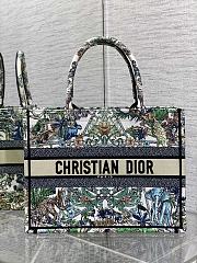 Fortok Dior Book Tote White Multicolor Étoile de Voyage Embroidery Bag - 1