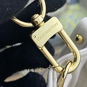 Fortok Louis Vuitton Onthego PM Bag Beige M46513 25x19x11.5cm - 3