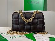 Fortok Bottega Veneta Chain Cassette Padded Intreccio Shoulder Bag Brown - 1
