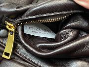Fortok Bottega Veneta Chain Cassette Padded Intreccio Shoulder Bag Brown - 2