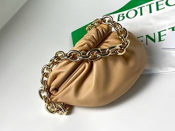 Fortok Bottega Veneta Beige The Chain Pouch Clutch 22x13x5cm