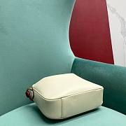 Fortok Gucci Diana Shoulder Bag White 746124 30×8.5×26cm - 5