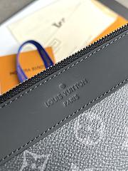 Fortok Louis Vuitton Discovery Pochette Monogram Eclipse Canvas Clutch 34x25x2cm - 3