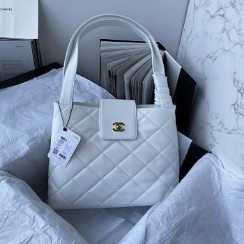 Fortok Chanel White Matelasse Quilted Caviar Leather Shoulder Bag 32x25x10cm