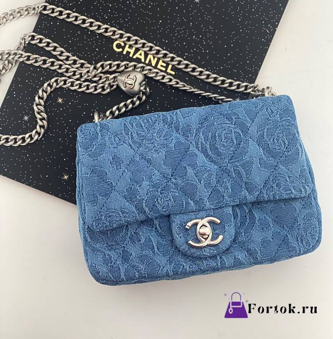 Fortok Chanel Mini Sweetheart Crush Flap Blue Camellia Denim Silver Hardware - 1