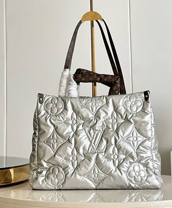 Fortok Louis Vuitton Onthego Econyl Monogram Canvas Bag in Silver M59007 41x34x19cm 