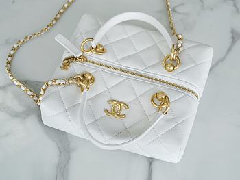 Fortok Chanel White Bag With Top Handle 19x20x6cm