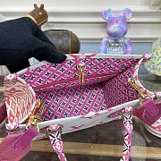 Fortok Louis Vuitton Bythepool Onthego PM Bag Pink M22976 25x19x11.5cm - 5