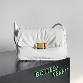 Fortok Bottega Veneta Pad Messenger Bag White 29x19x9cm