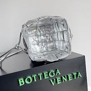 Fortok Bottega Veneta Mini Cassette Bucket Bag Silver 18x14x14cm - 6