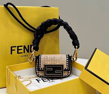 Fortok Fendi Raffia Lambskin Nano Baguette Maxi Handle Charm Black 11.5x2.5x7cm