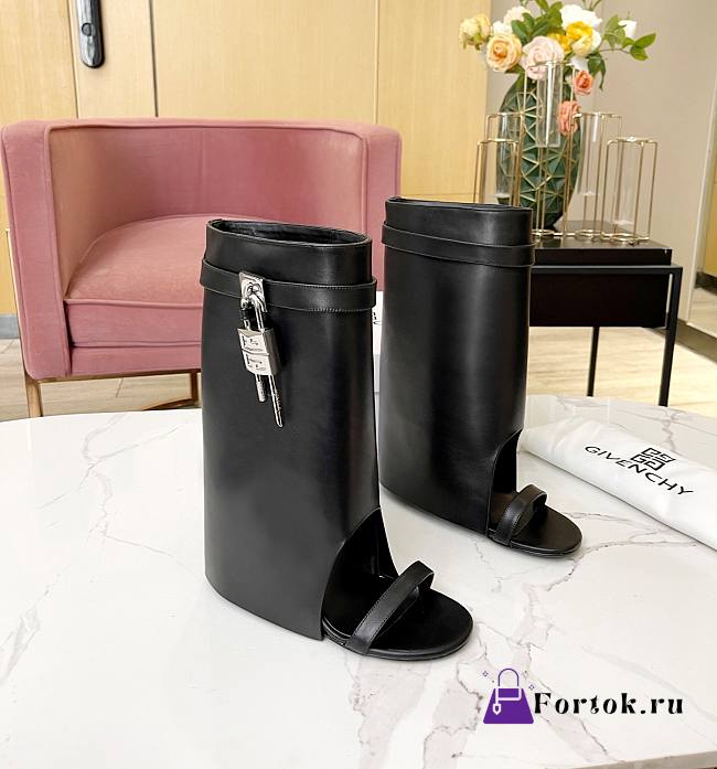 Fortok Givenchy Black Shark Lock Leather Sandals  - 1