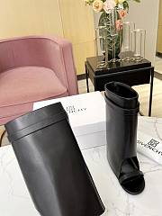 Fortok Givenchy Black Shark Lock Leather Sandals  - 2