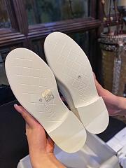 Fortok Chanel Lambskin Quilted CC Turnlock Loafers White - 3