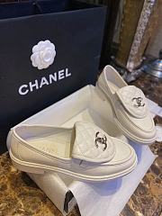 Fortok Chanel Lambskin Quilted CC Turnlock Loafers White - 1