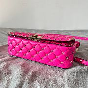 Fortok Valentino Garavani Rockstud Spike Quilted Leather Shoulder Bag in Pink  - 5